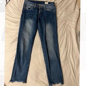 Curvy mid rise bridge by guy skinny jeans